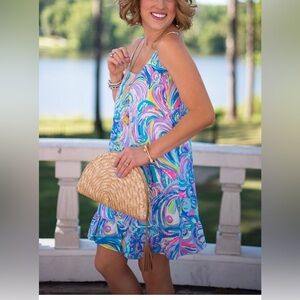 Lilly Pulitzer Beautiful & Colorful Swirl Pattern Dress; Size XS. LIKE NEW!